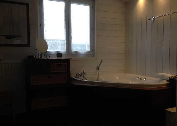 Gite De Eric Et Rose Holiday home *